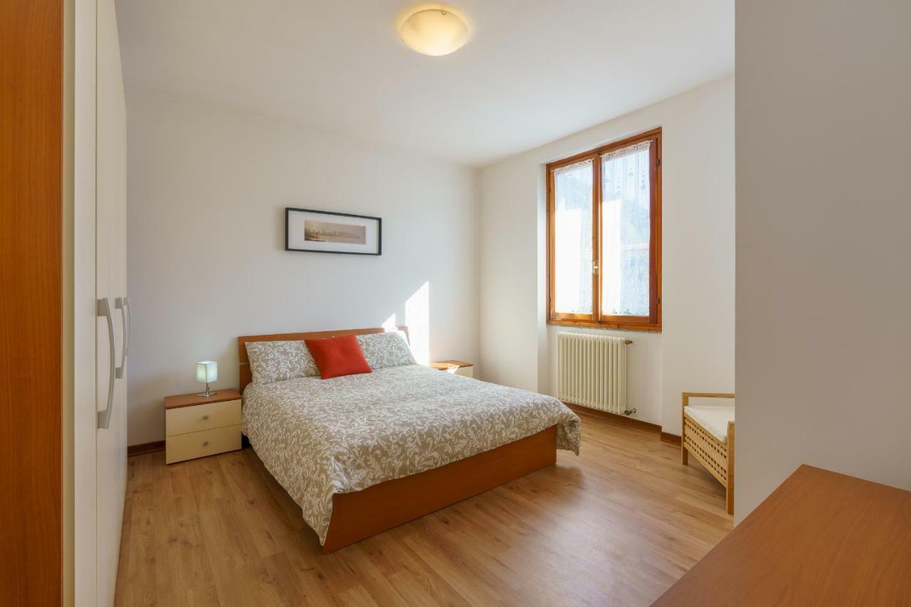 Casa Anna Apartment Gravedona Bagian luar foto
